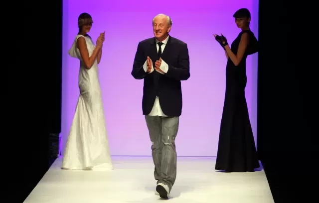 Paul Costelloe, Irish Designer to Royalty, Dies at 80